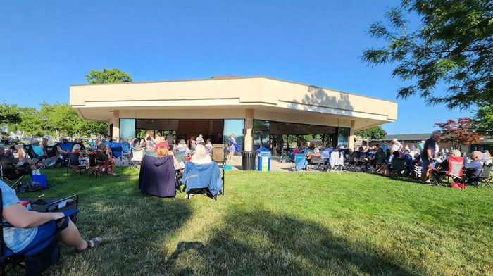 Lake St. Clair Metropark (Metro Beach, Metropolitan Beach) - From Web Listing (newer photo)